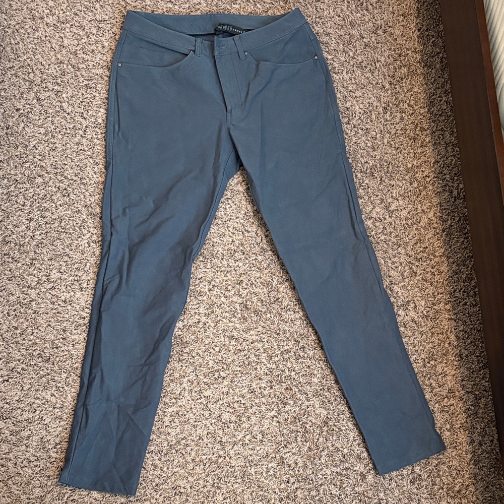 Slate Blue lululemon ABC Slim-Fit 5 Pocket Pant
Utilitech
